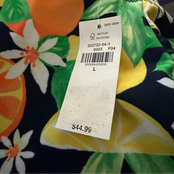 Old Navy Twist-Back Cutout One-Piece Swimsuit Large‎ NWT - Picture 11 of 11